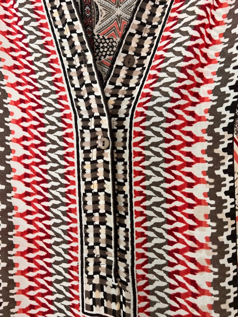 NIC+ZOE Coral and Black Printed V-Neck Sleeveless Tunic - Picture 4 of 7